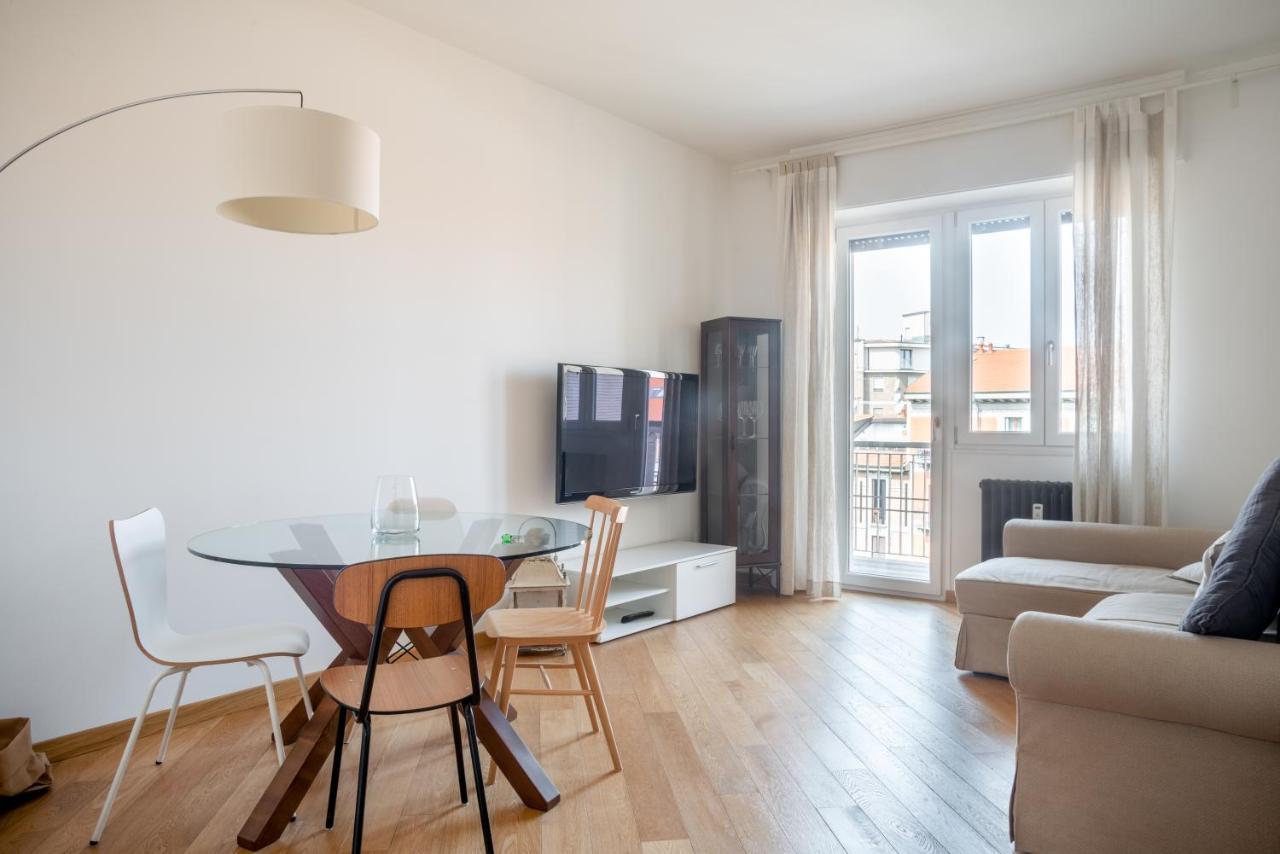 Appartement Elegante Bilocale In Zona Tortona à Milan Extérieur photo