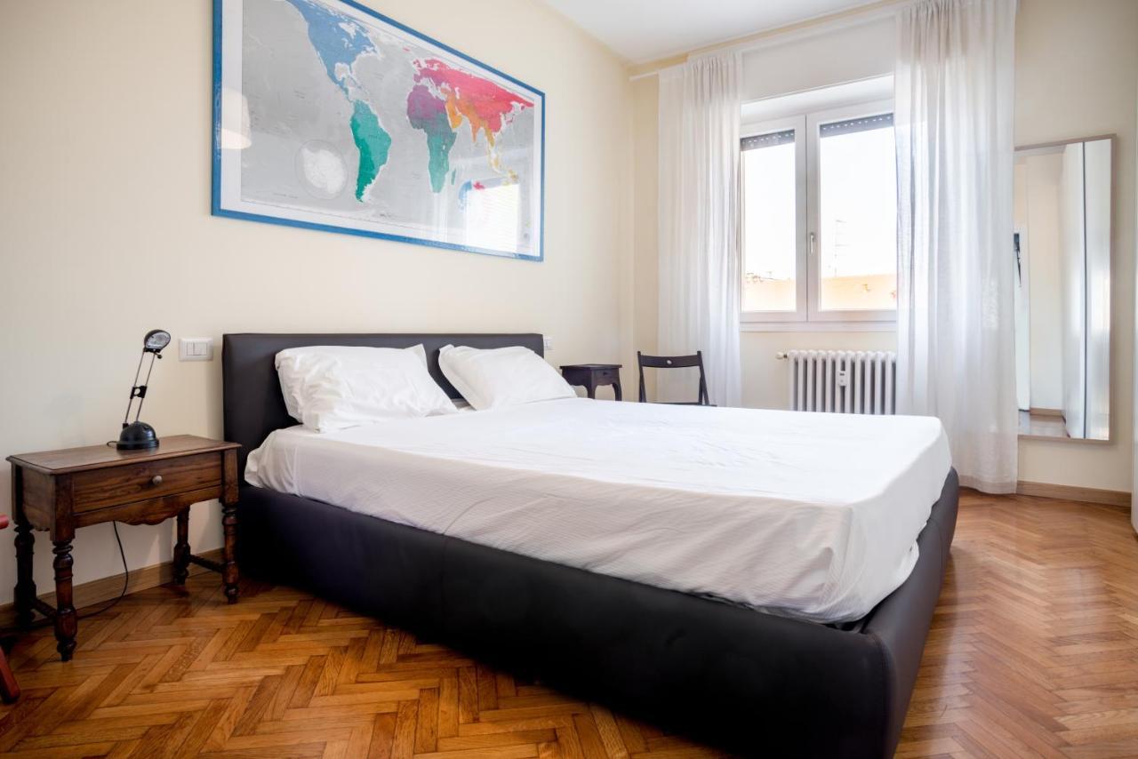 Appartement Elegante Bilocale In Zona Tortona à Milan Extérieur photo